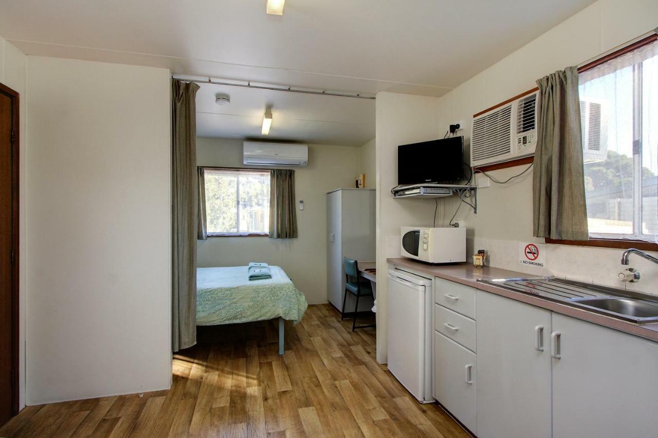 Gawler Caravan Park Экстерьер фото