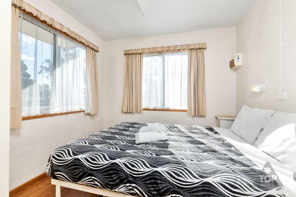 Gawler Caravan Park Экстерьер фото