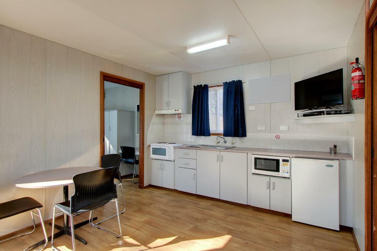 Gawler Caravan Park Экстерьер фото