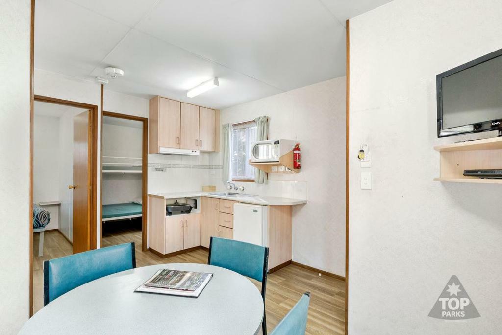 Gawler Caravan Park Экстерьер фото